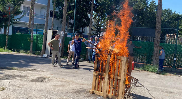 HBB İTFAİYESİNDEN YANGINA MÜDAHALE EĞİTİMİ