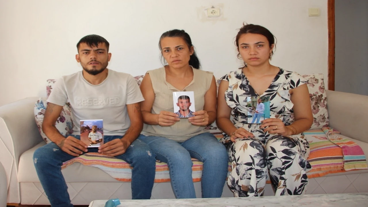 Whatsapptan grup kurup vedalaştı, peçeteye doğum ve ölüm tarihini yazıp ortadan kayboldu