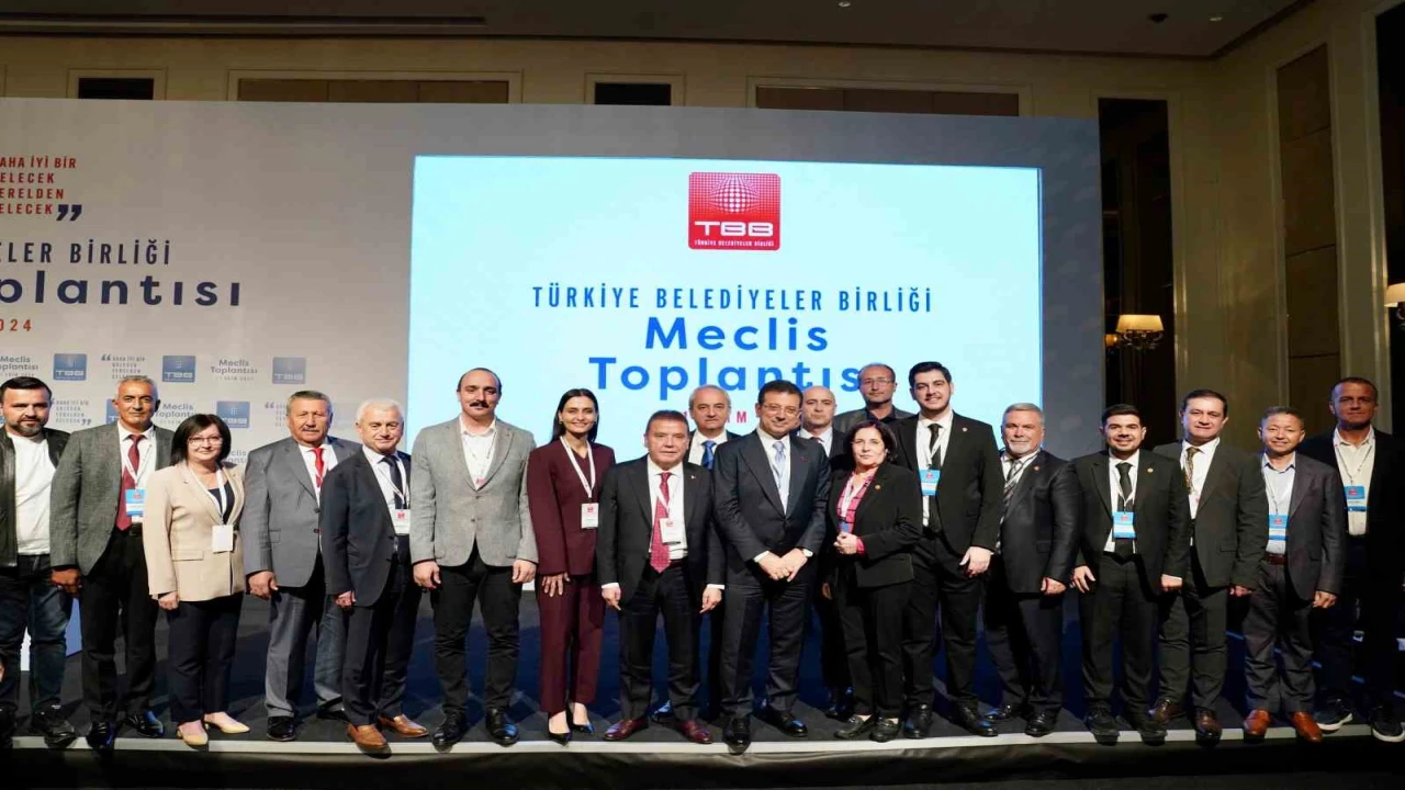 Finike Belediye Başkanı Geyikçiden Ankara çıkarması