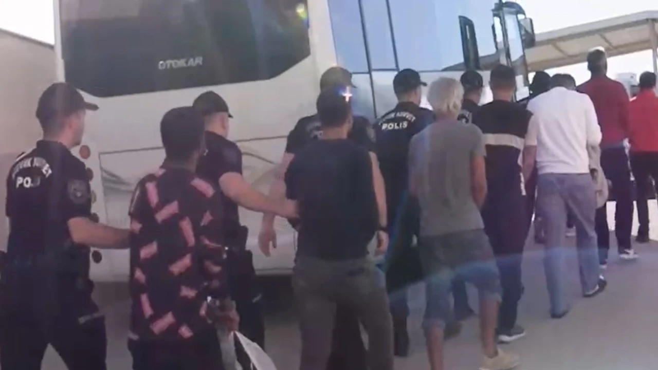 Antalyada son 1 haftada 466 aranan şahıs yakalandı