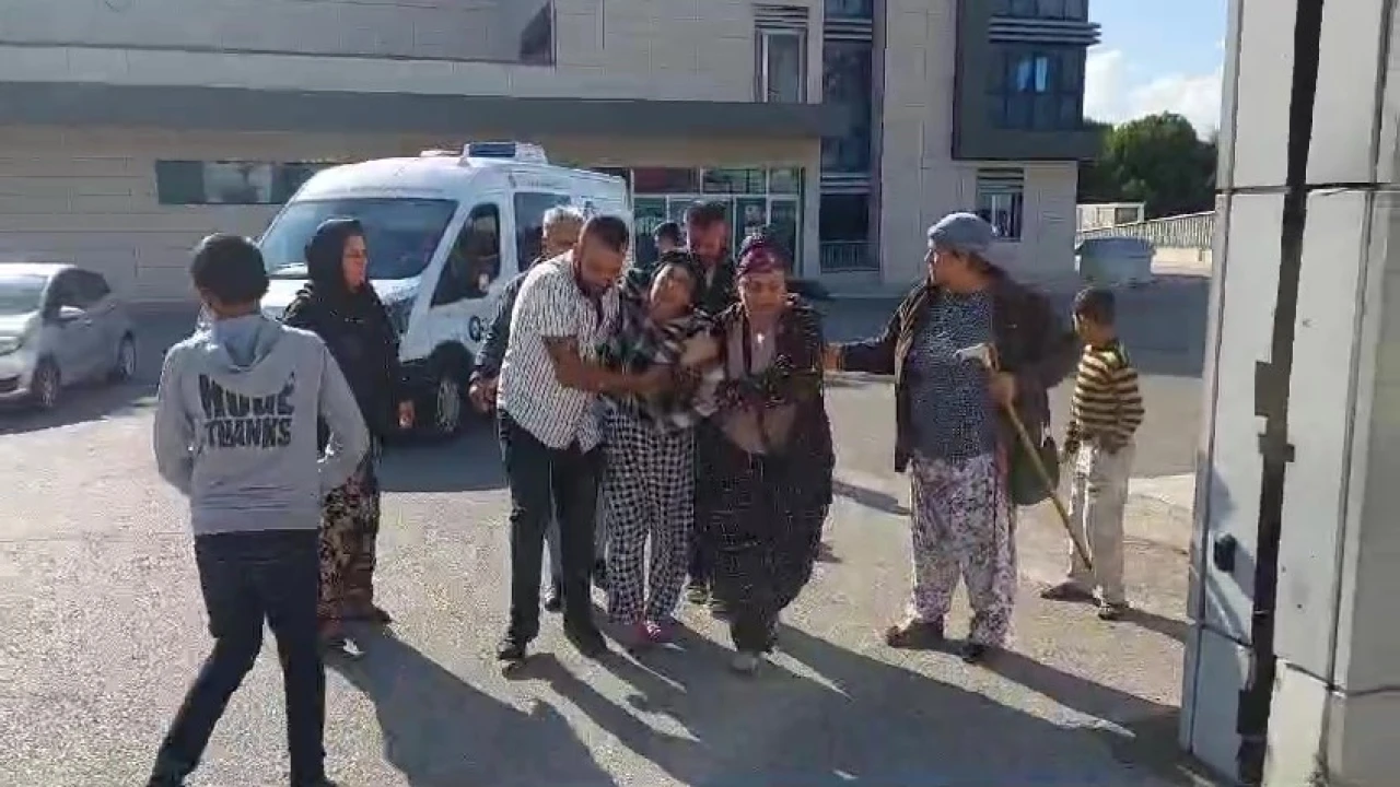 Göğsünden bıçaklanan şahıs hastanede hayatını kaybetti, eşi sinir krizi geçirdi