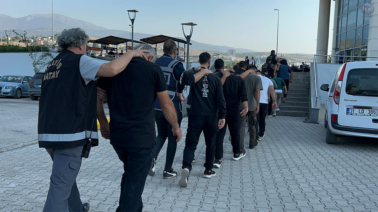 Gözaltına alınan 13 şahıs serbest kaldı