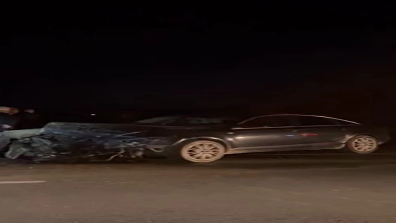 Alanyada zincirleme kaza : 5 yaralı