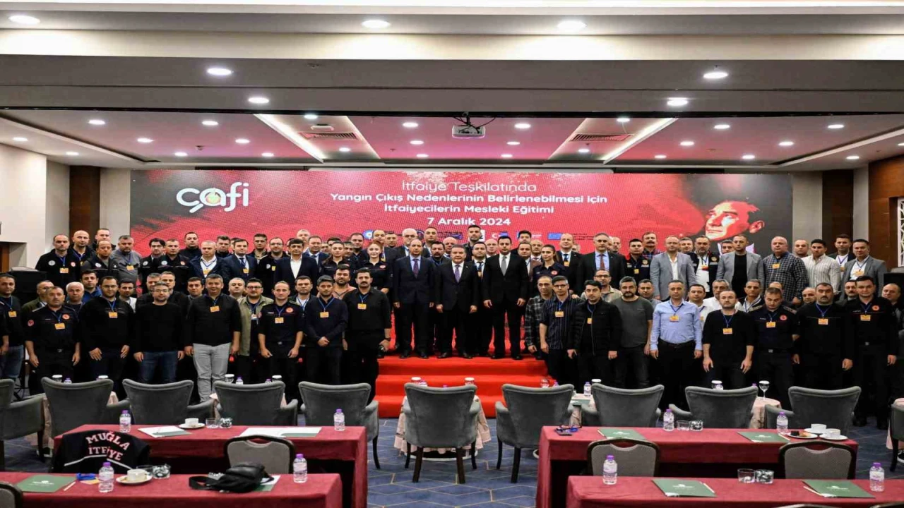 CHPli 14 Büyükşehir Belediyesinin itfaiyesi eğitim için Antalyada buluştu