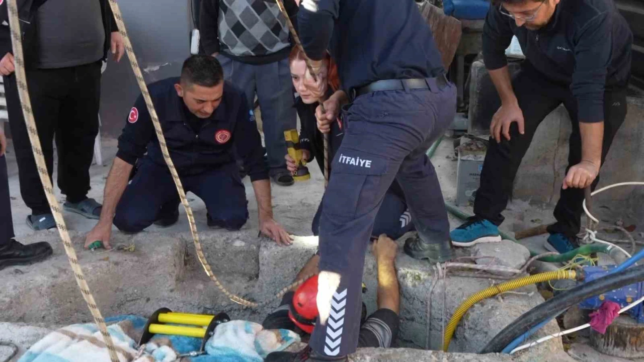 Dinamodaki arızayı gidermek için girdiği kuyuda mahsur kaldı
