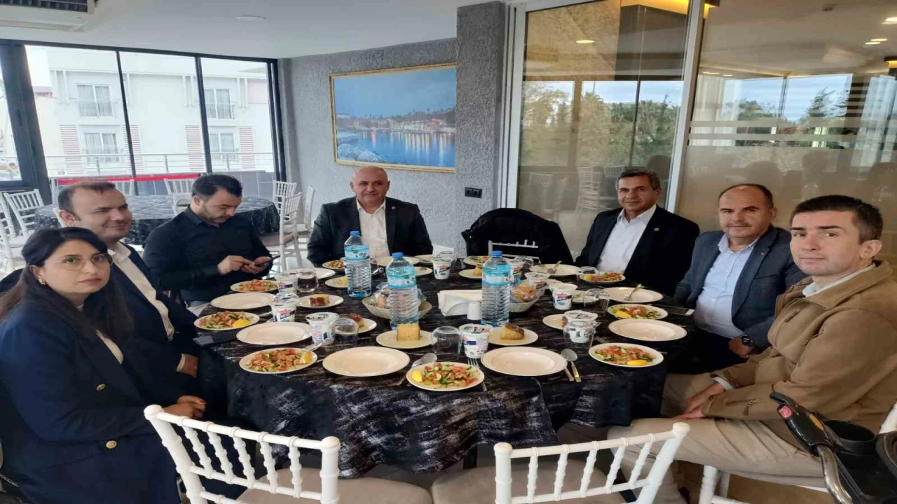 Eğitim Bir Sen Antalya Şubesinden Engelliler Günü buluşması