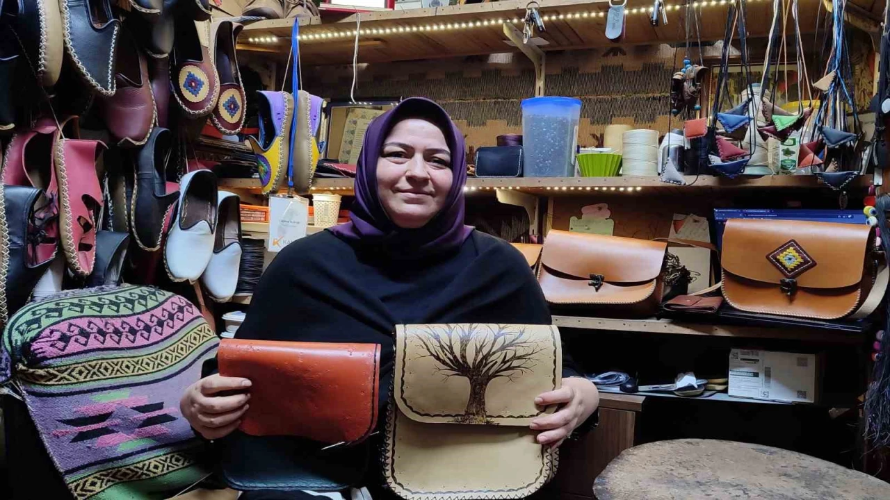 Kahramanmaraşta bir kadın 32 yıldır dede ve baba mesleğini devam ettiriyor