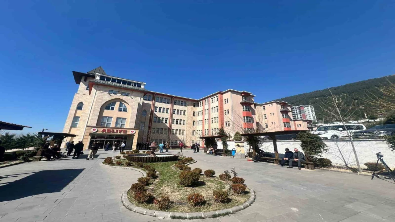 Kahramanmaraşta Ezgi Apartmanı davası ertelendi