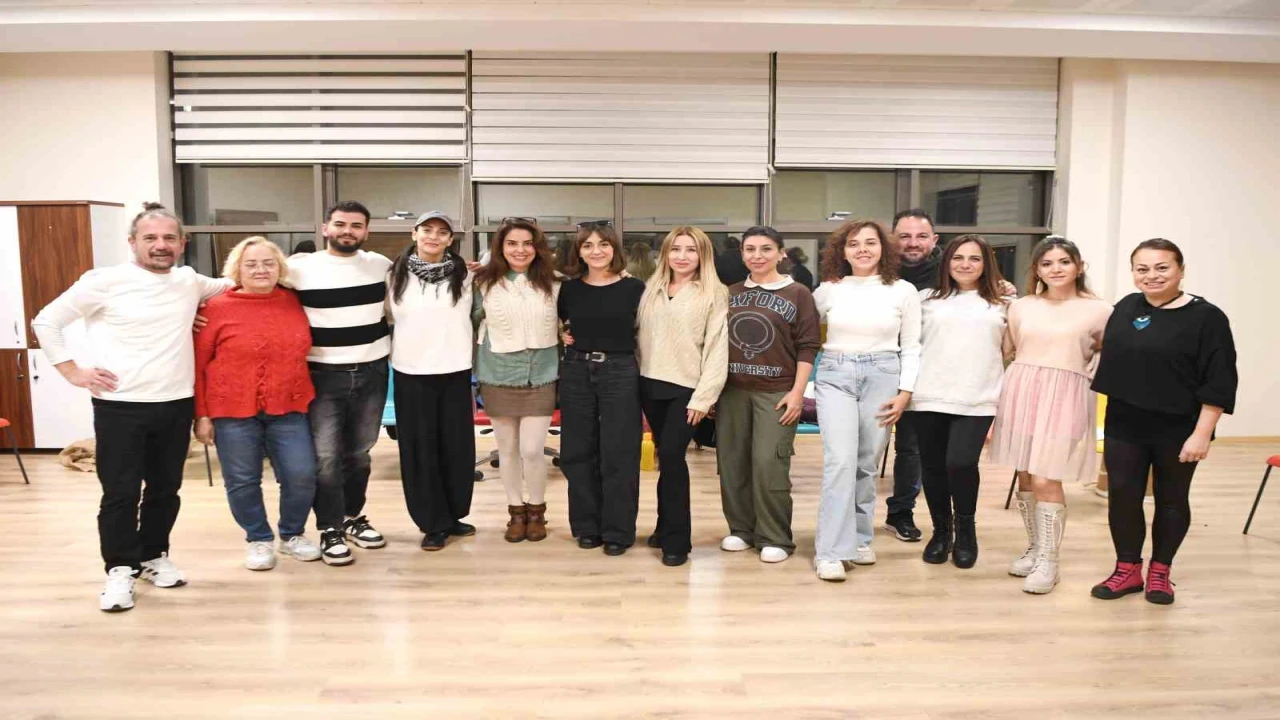 Konyaaltında geleceğin sanatçıları yetişiyor