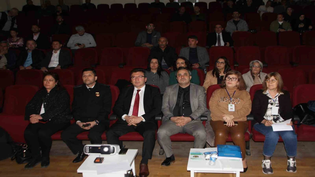 Antalyada Doğal Tozlaşma için Bombus Arıları toplantısı