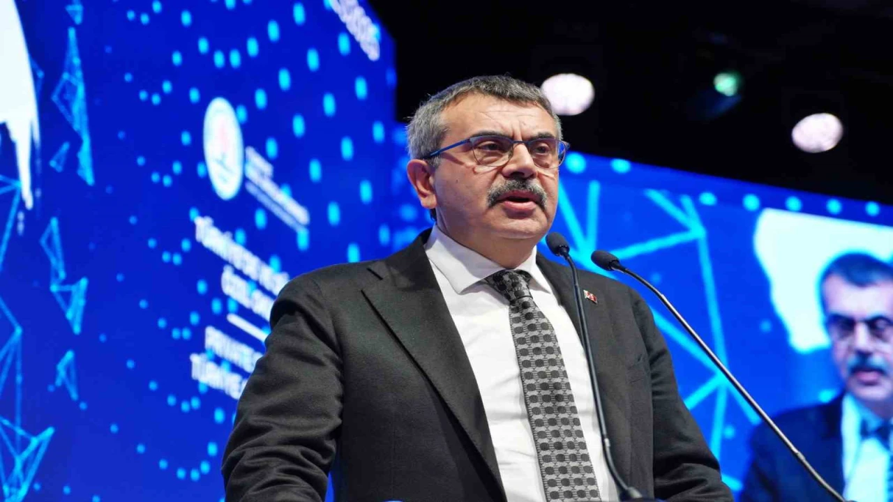 Bakan Tekinden özel okullara fahiş fiyat uyarısı: Kapatmaya kadar gider, çekinmeyiz