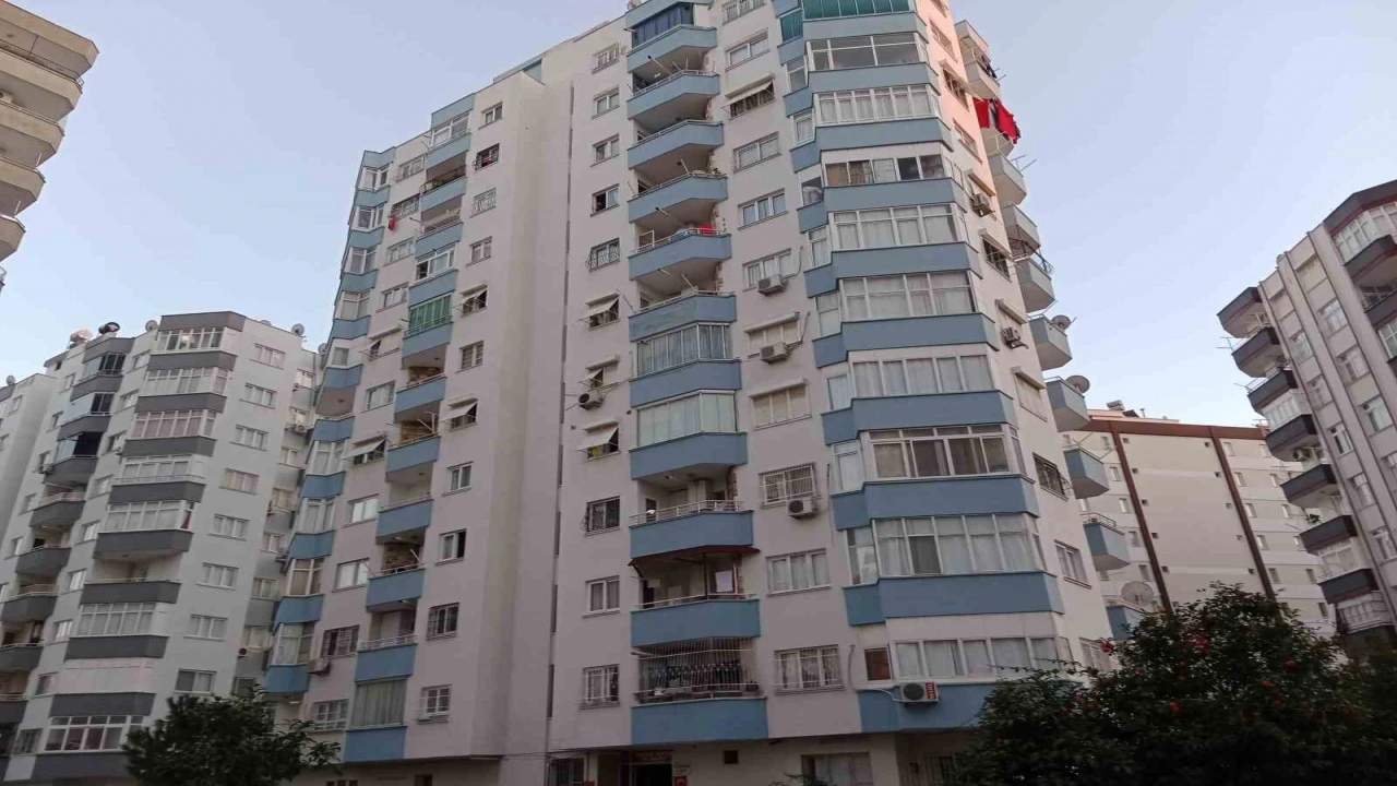 Figen Yüksekdağın kardeşi evinde ölü bulundu