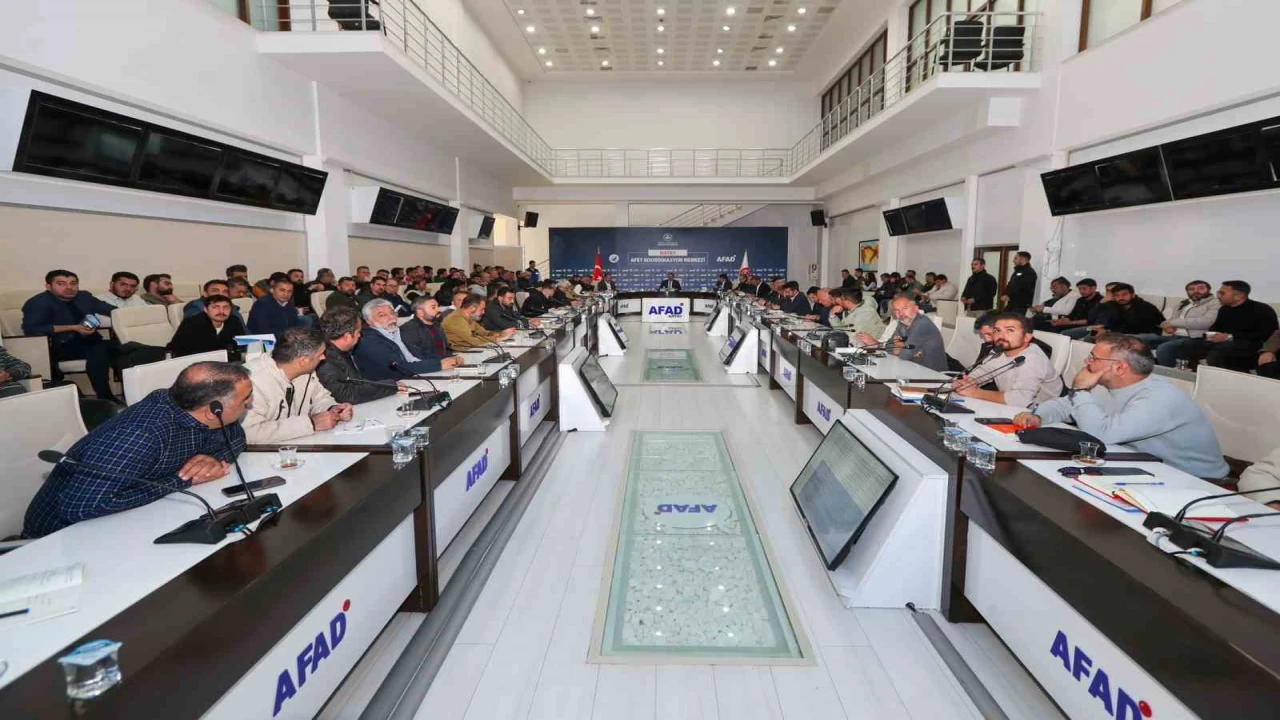 Hatayda yürütülen konut çalışmaları değerlendirildi