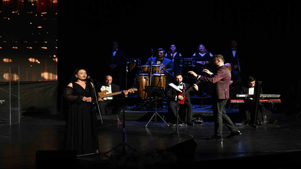 Mersinde Bir Hoş Seda konseri düzenlendi