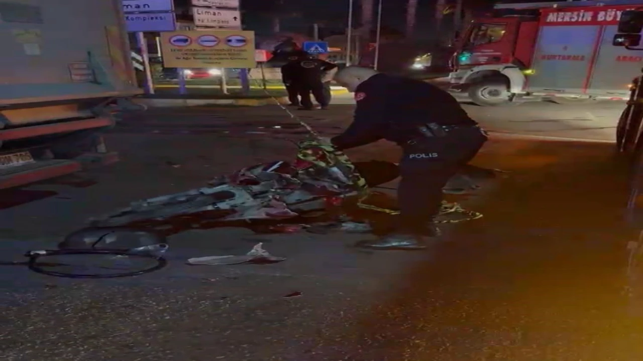 Mersinde trafik kazası: 1 ölü, 2 yaralı