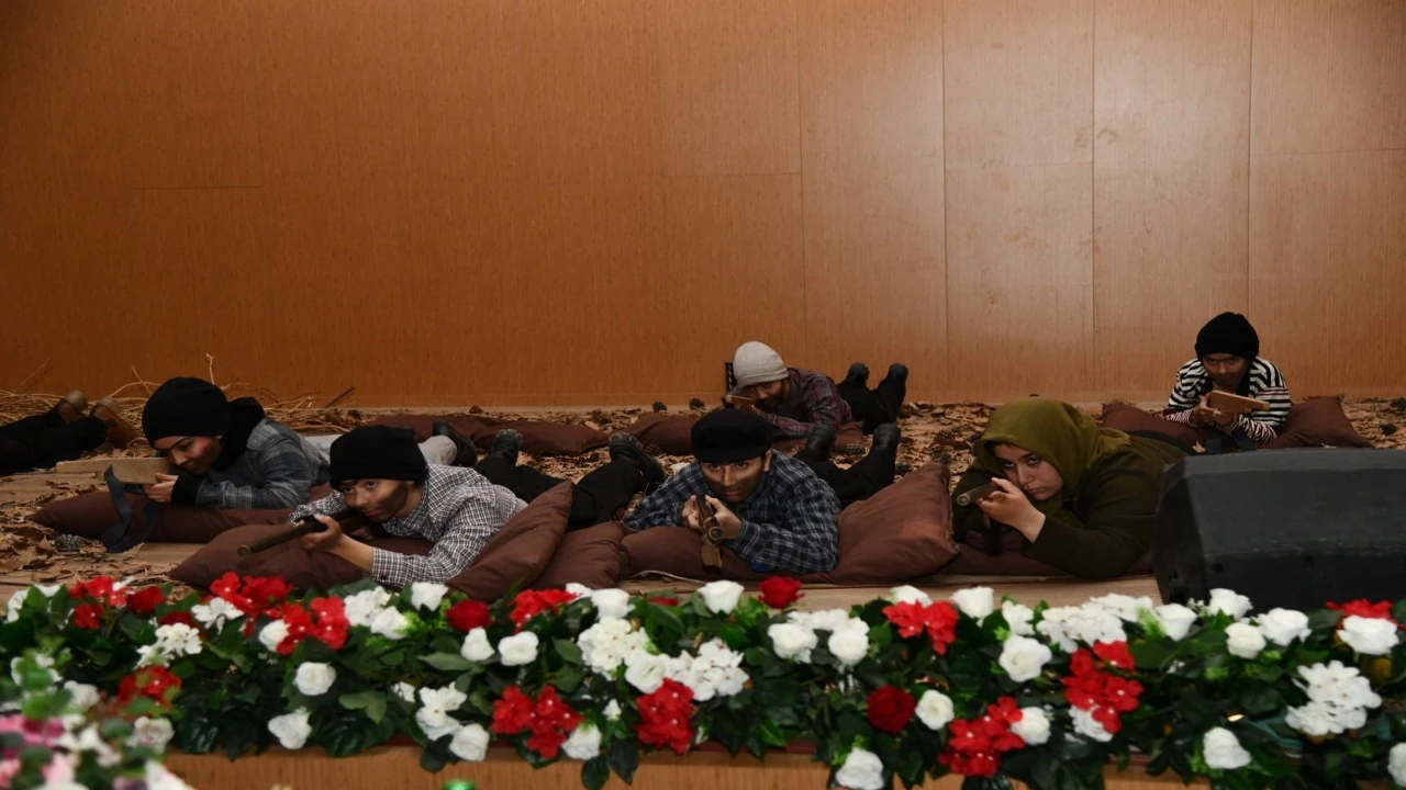 Osmaniyede “Tayyar Rahime” tiyatro oyunu seyirciyle buluştu