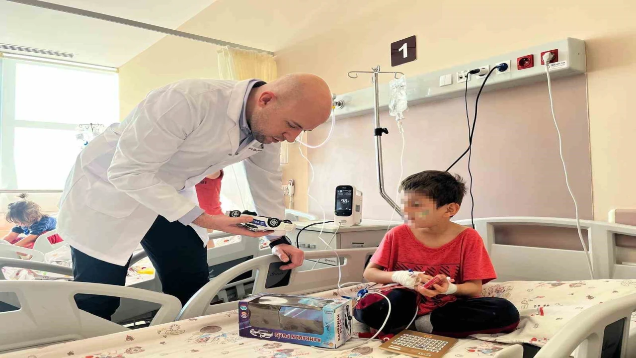 Yangından kurtarılıp ambulanstaki tek sözü tüm Türkiyeyi ağlatmıştı, Bakanlık hareket geçti