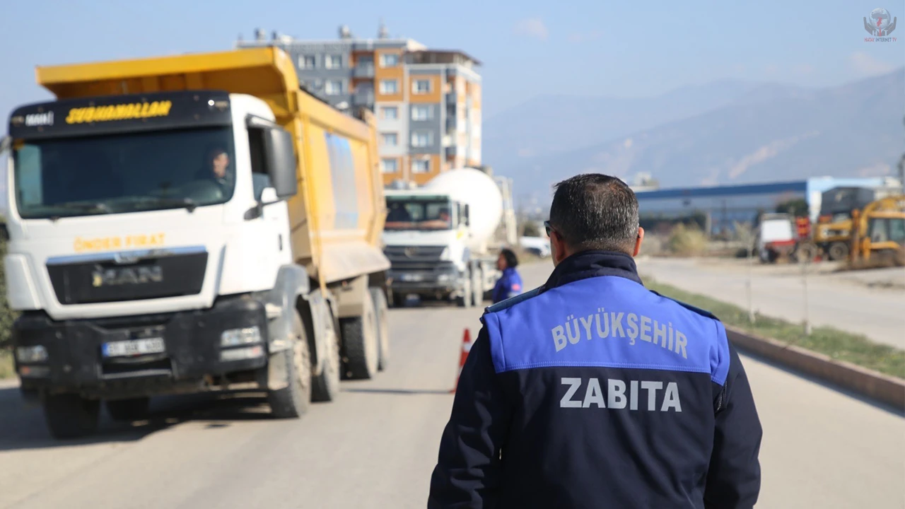 Zabıta ekipleri iş makinelerine ve ulaşım araçlarına yönelik denetimlerini sürdürüyor