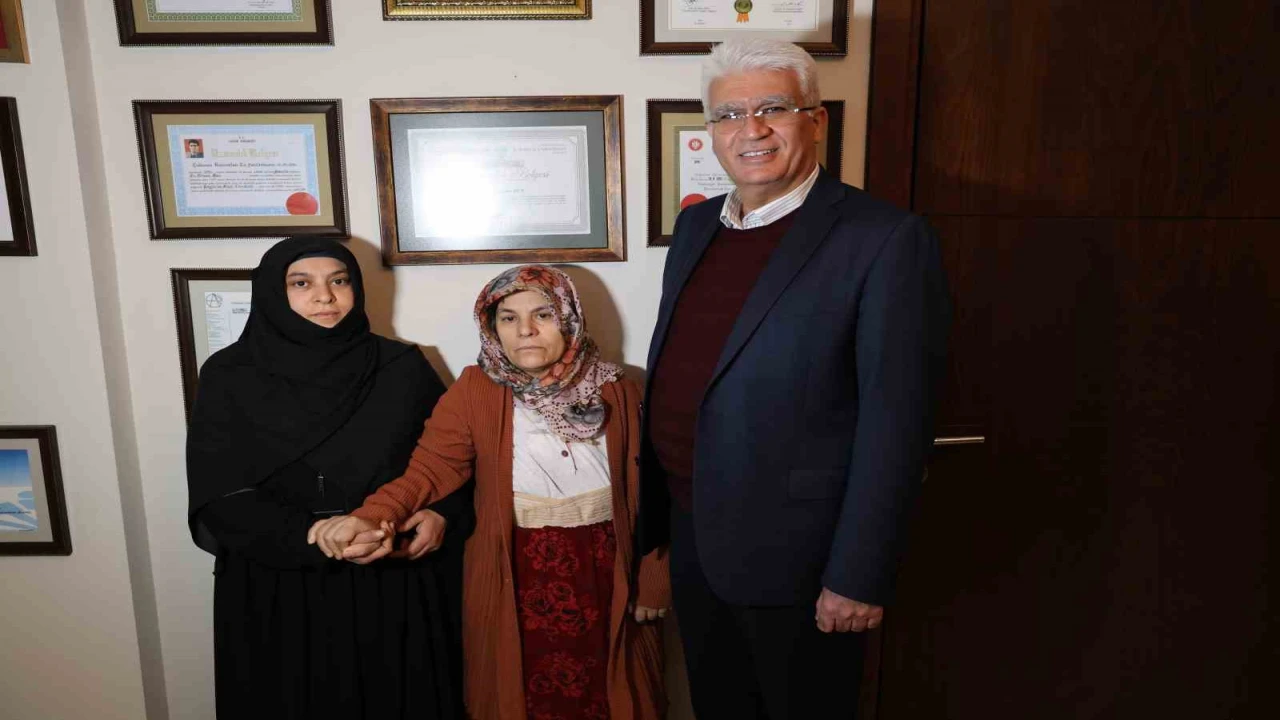 11 yıldır yürüyemiyordu, sağlığına Adanada kavuştu