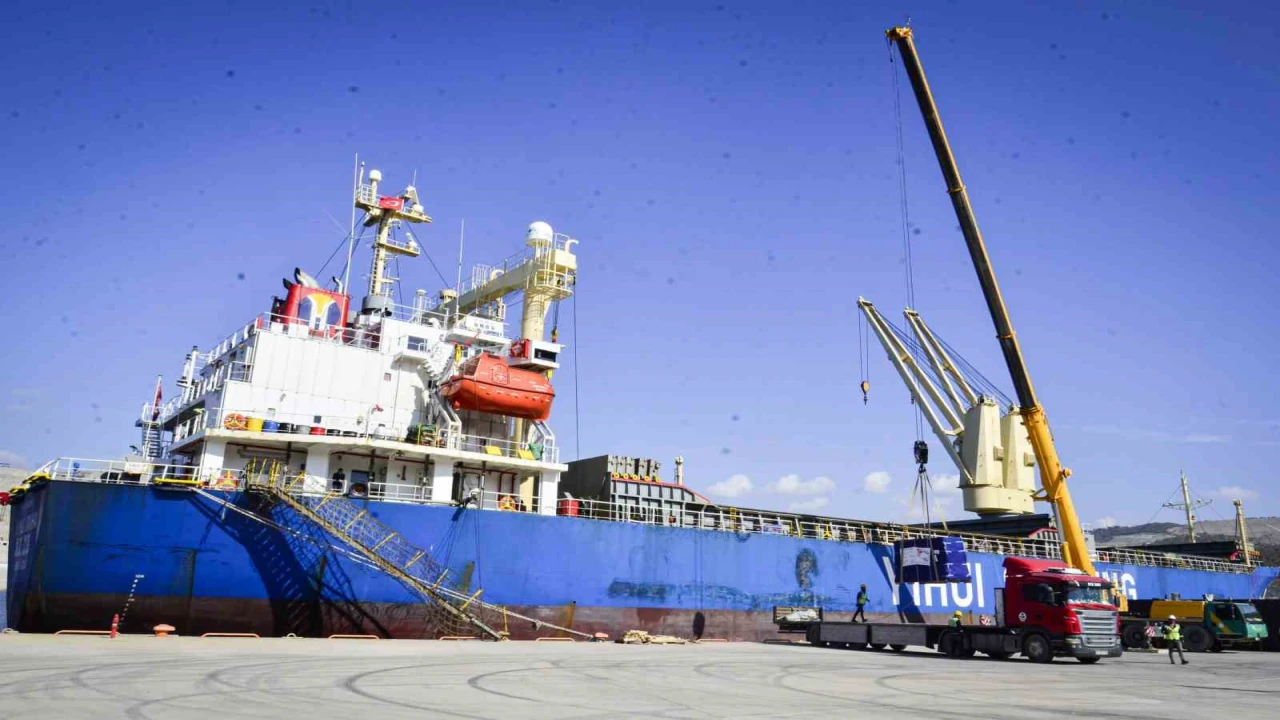 Akkuyuya 100. kargo gemisi ulaştı