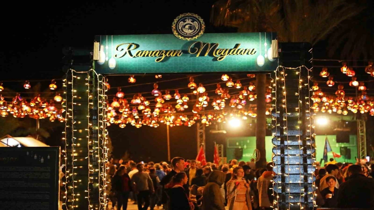 Alanya Belediyesinin geleneksel Ramazan Meydanı kapılarını açıyor