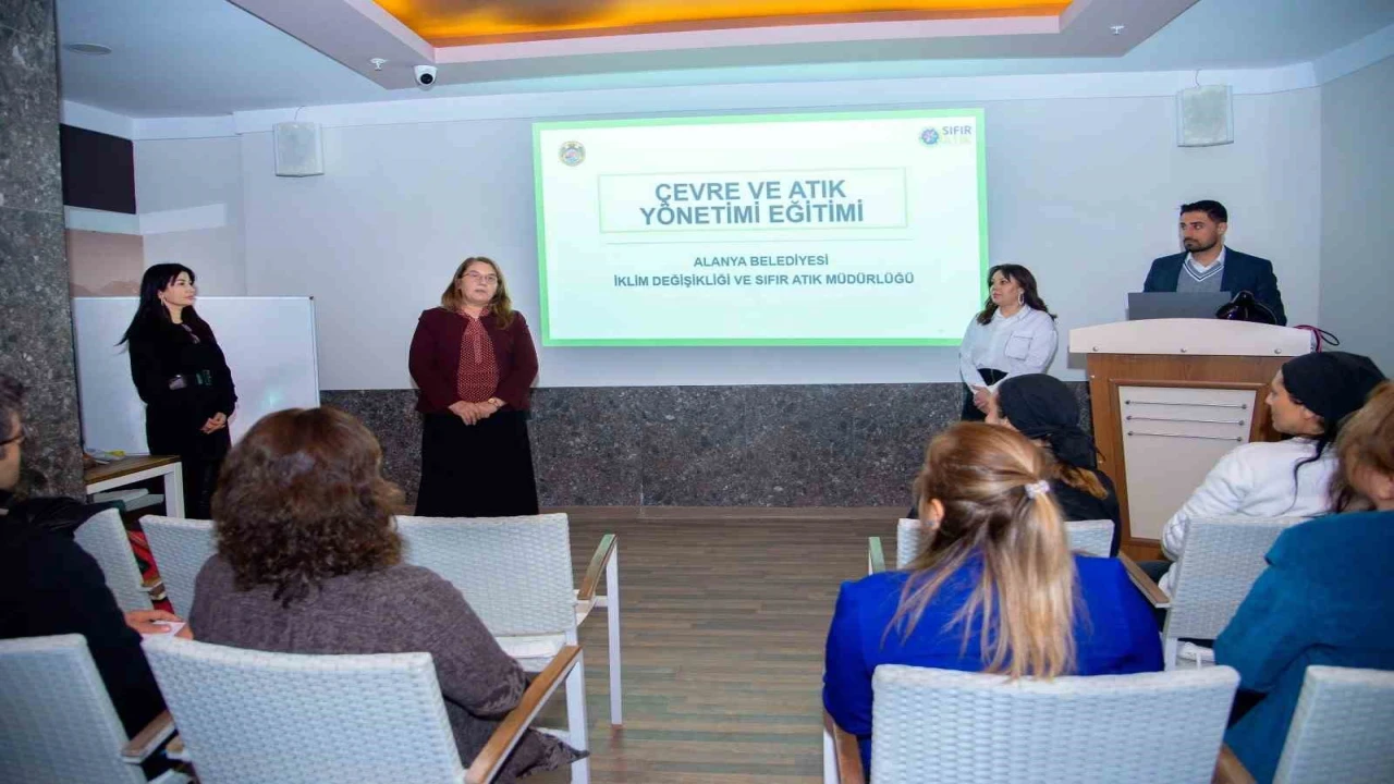 Alanyada otel personeline sıfır atık eğitimi verildi