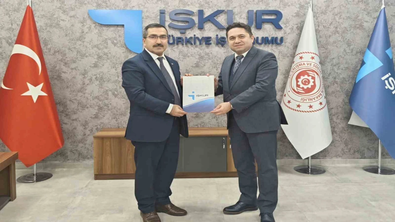 ALKÜlü öğrenciler İŞKUR Gençlik Programına başlıyor