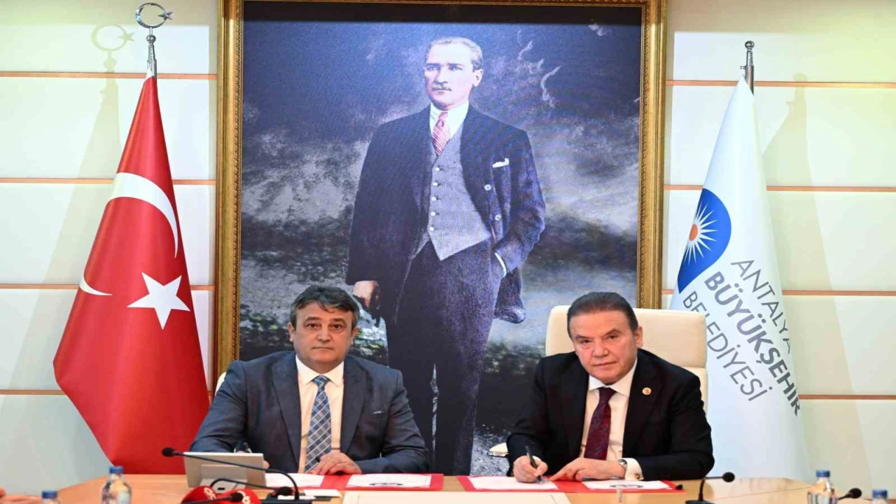 Antalya Büyükşehirde en düşük işçi maaşı 37 bin 430 TL oldu