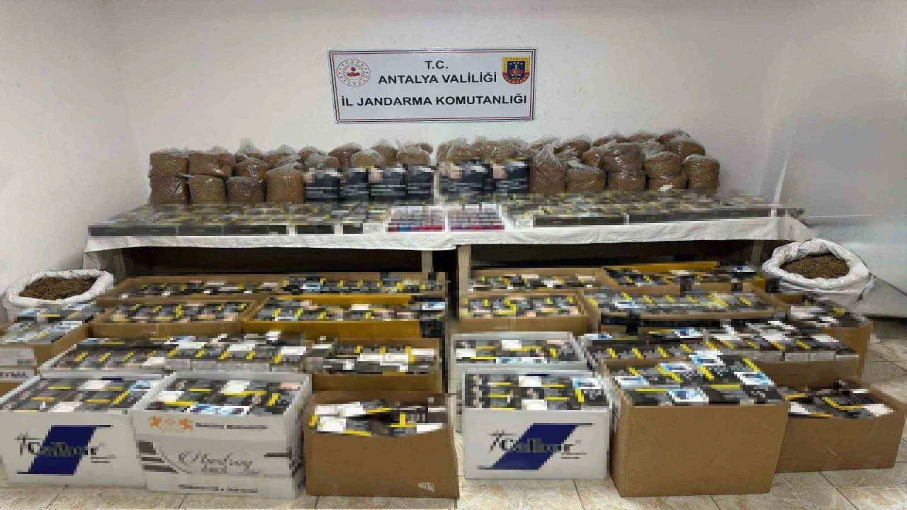 Antalyada 400 kilo kaçak tütün ele geçirildi