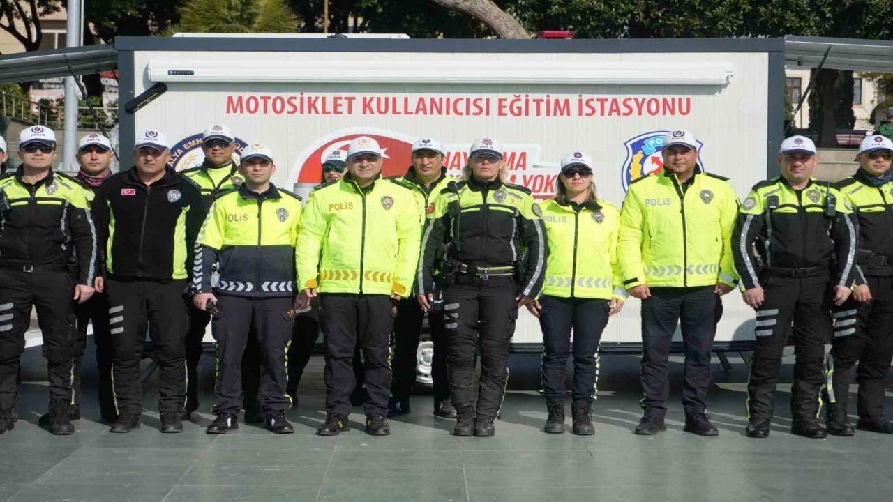 Antalyada motosiklet kullanıcıları için mobil karavan hizmeti