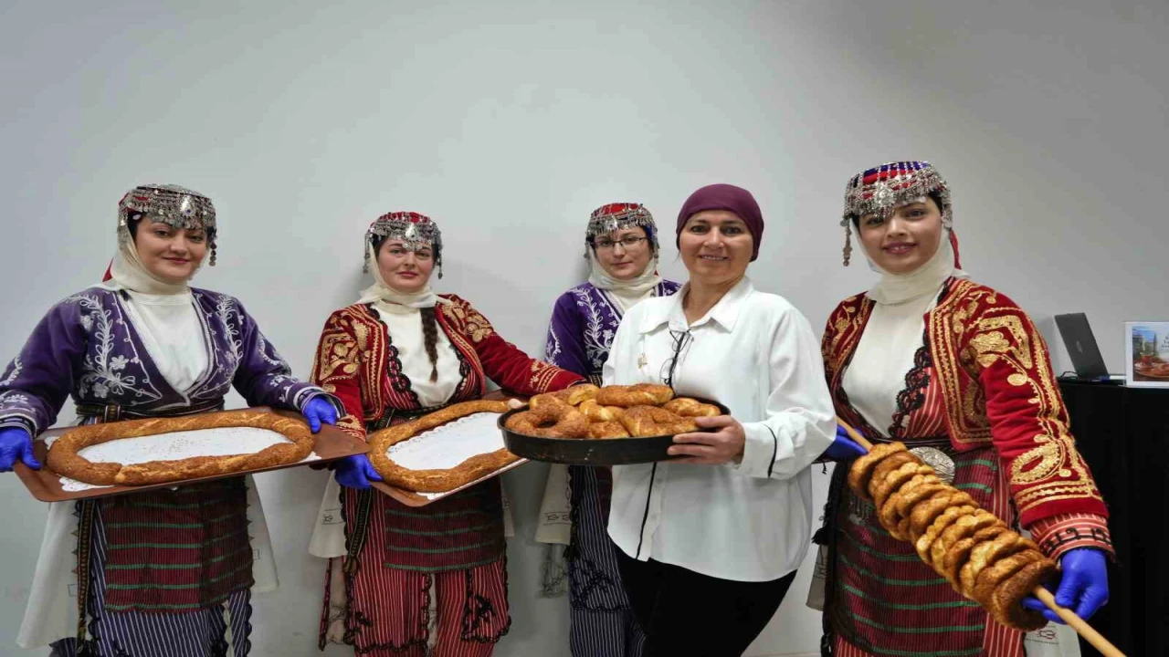 Antalyada Ramazan öncesi simit kültürüne yolculuk yapıldı