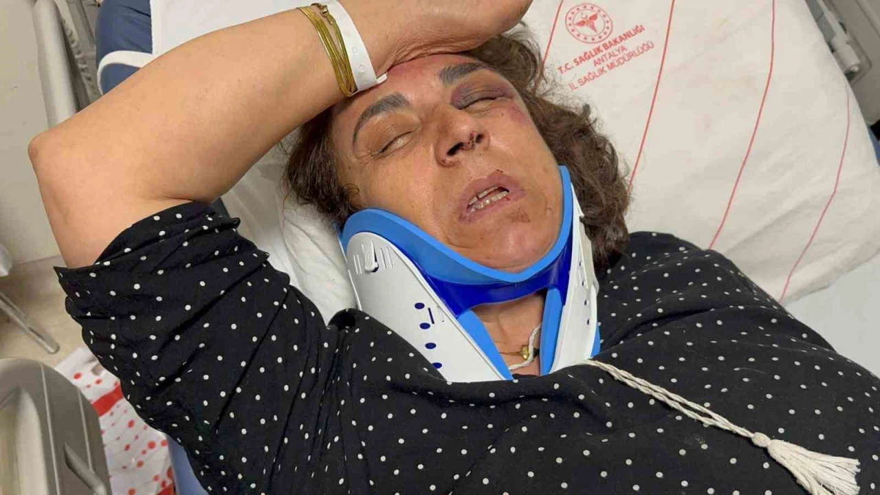 Antalyada şarampole yuvarlanan otobüste eşini kaybeden kadın: Son sözü nefes alamıyorum oldu