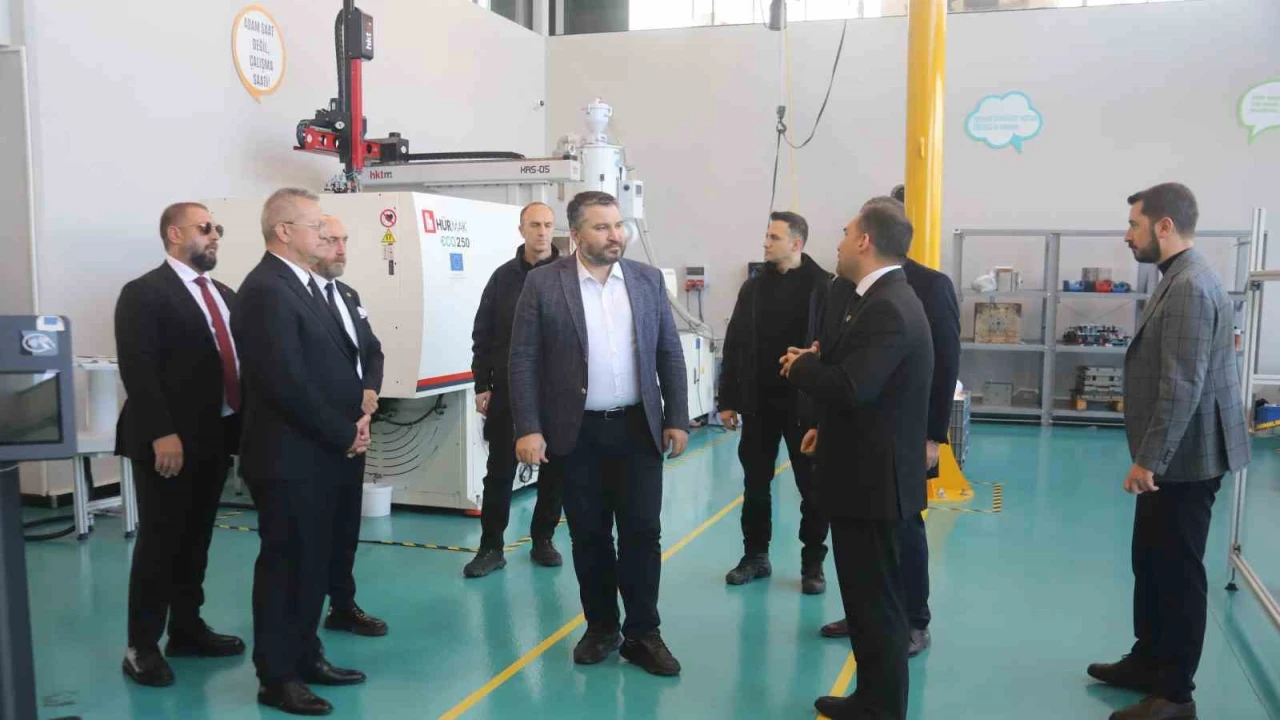 Bakan Yardımcısı İnan, MTOSBde incelemelerde bulundu