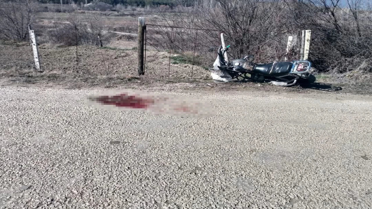 Burdurda motosikletten düşen genç hayatını kaybetti