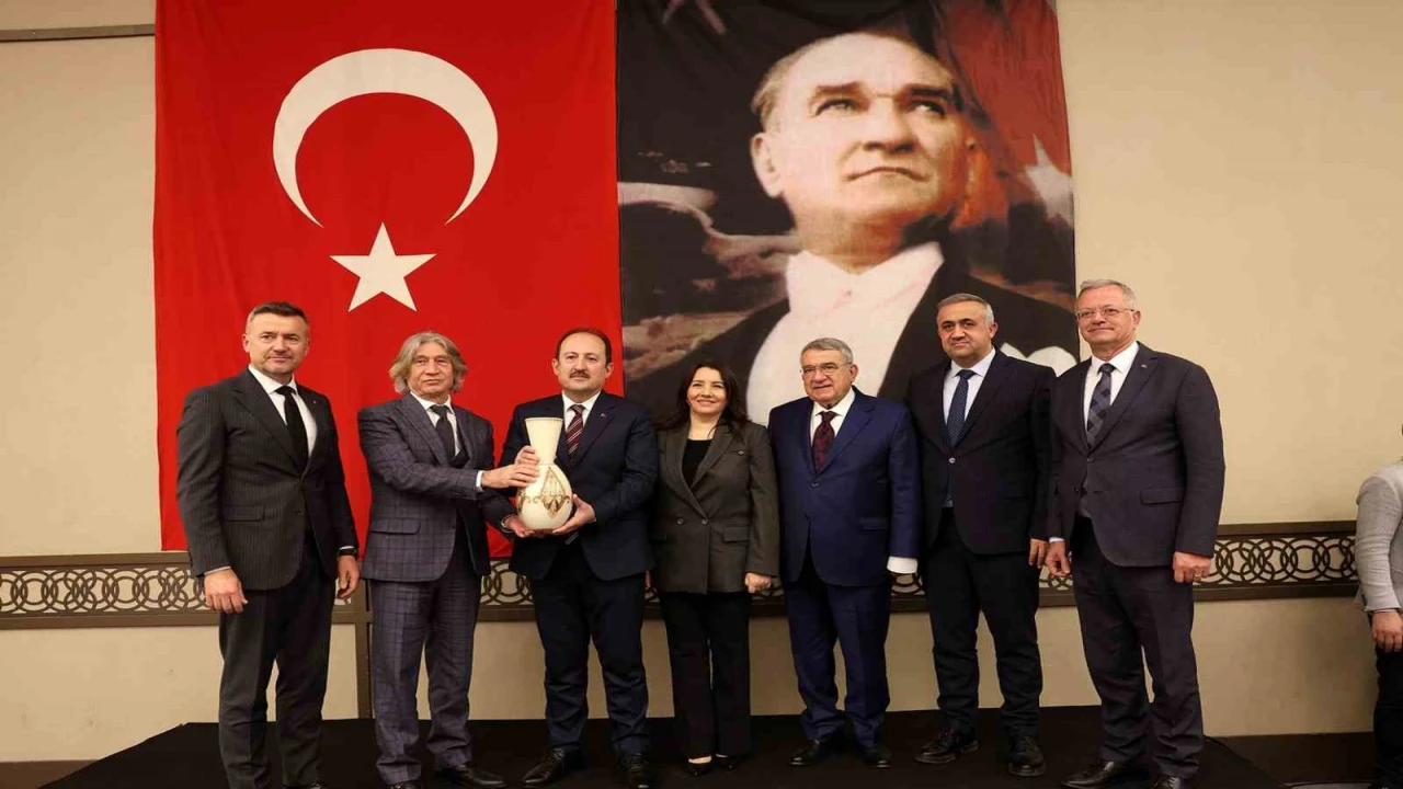 Çakır: Mersine değer katanları Mersinliler asla unutmayacaktır