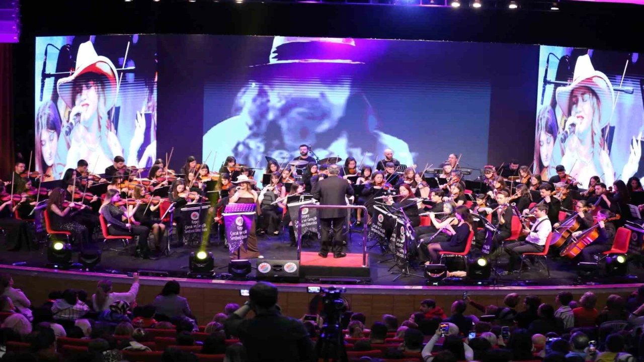 Cem Karaca ve Barış Manço Kepezde anıldı