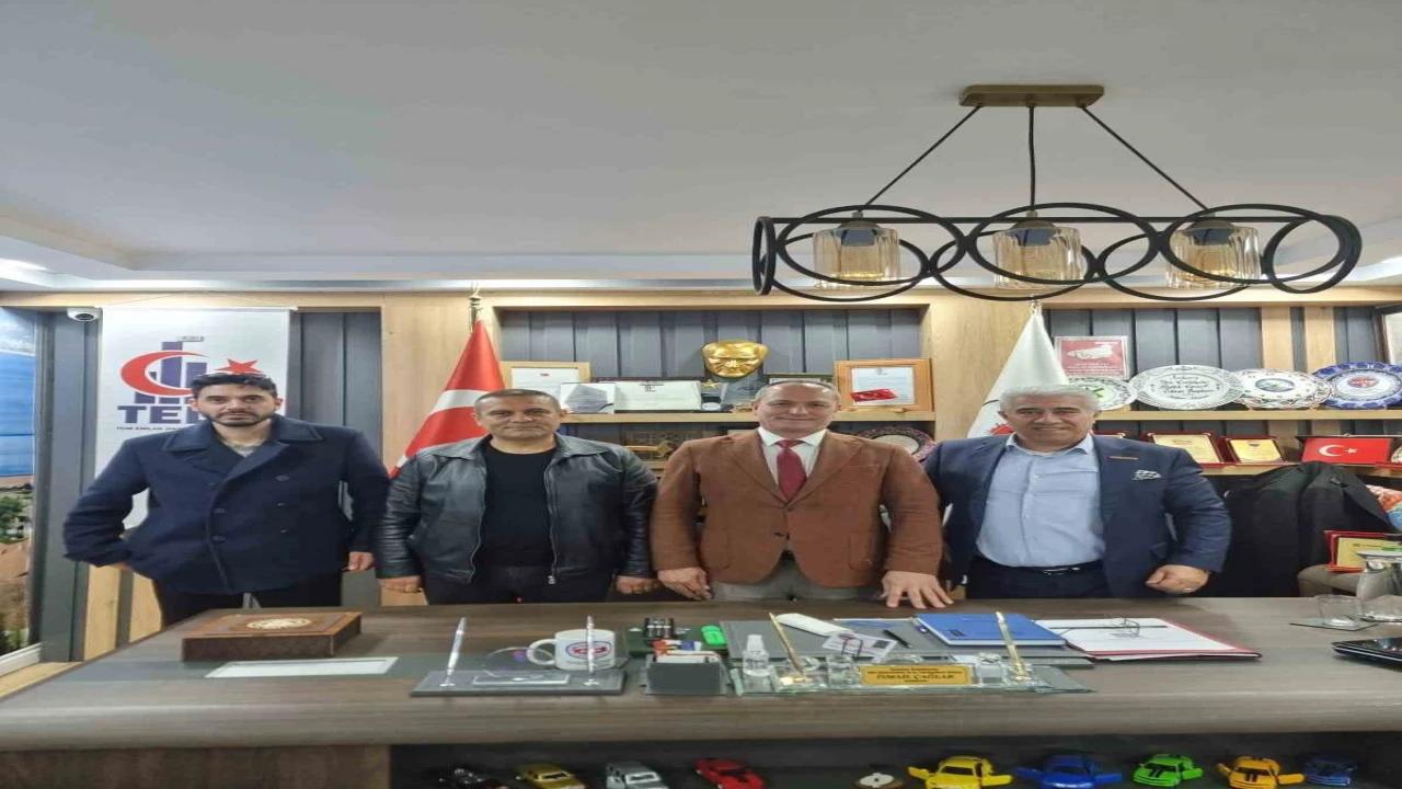 Çorumlu iş adamları Antalyada gayrimenkul sektörünü konuştu