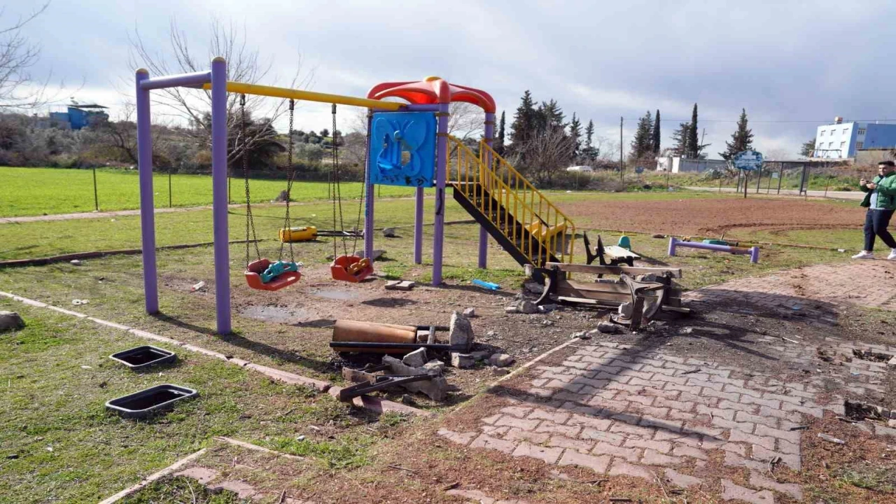 Çukurovada çocuk parkına çirkin saldırı
