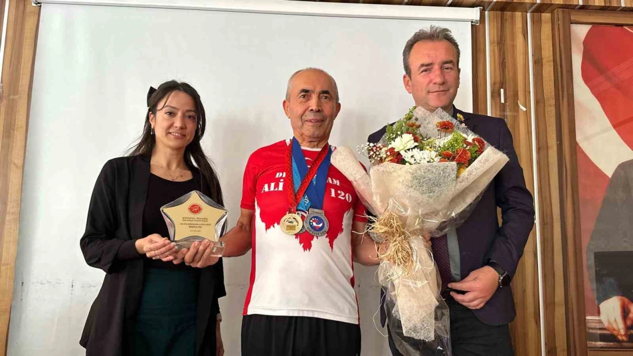 Demir Adamdan öğrencilere tavsiye: Asla pes etmeyin