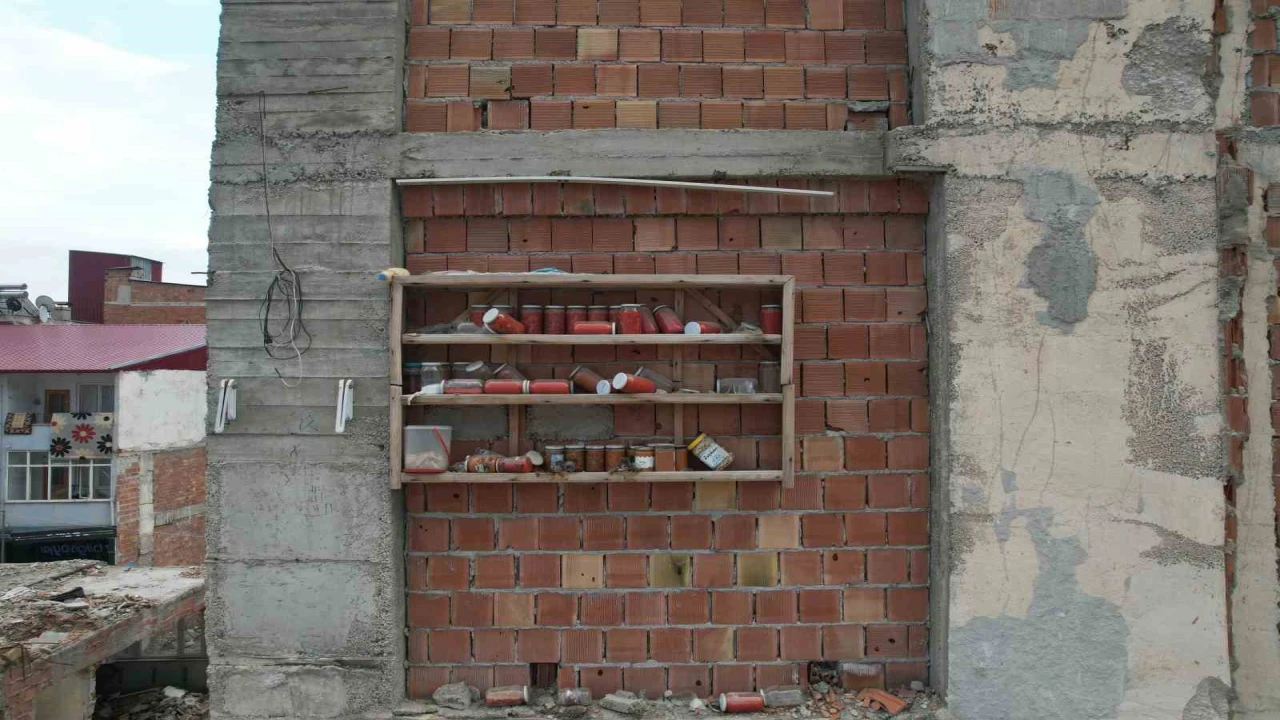 Elbistanda bir hafıza daha yıkıldı: Depreme direnen kavanozlar artık yok