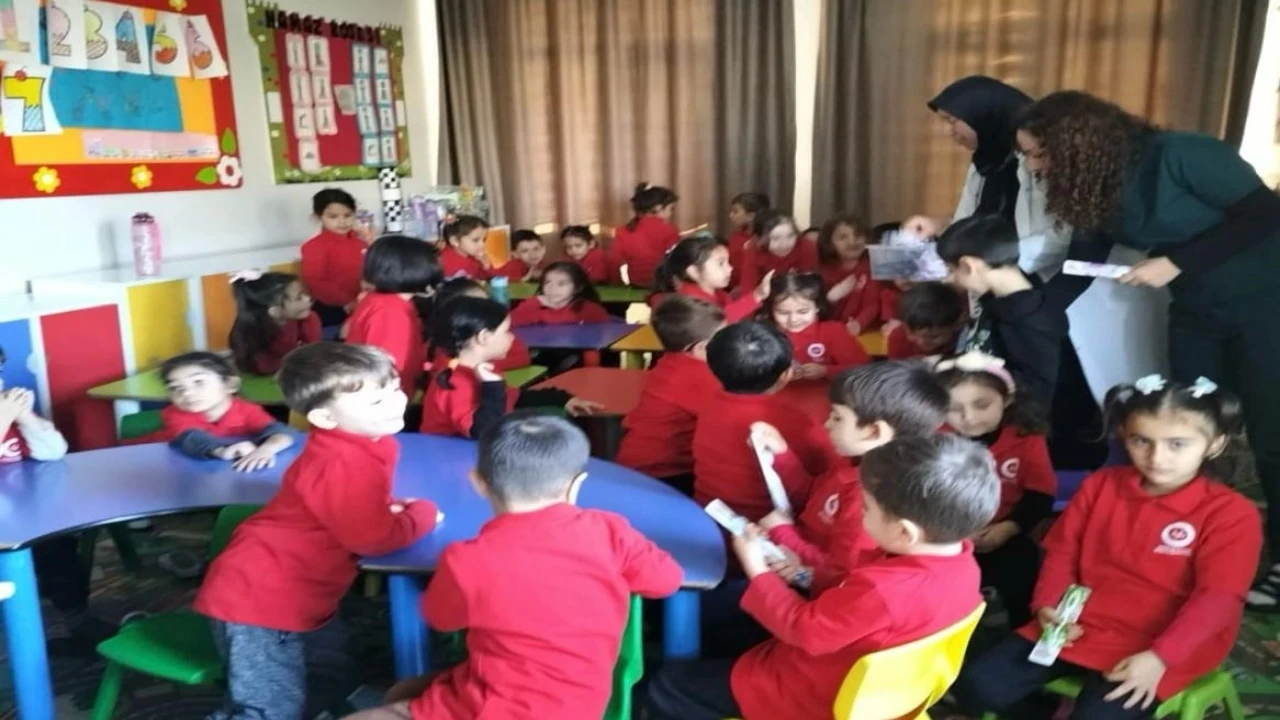 Gazipaşada miniklere Ağız ve Diş Sağlığı eğitimi