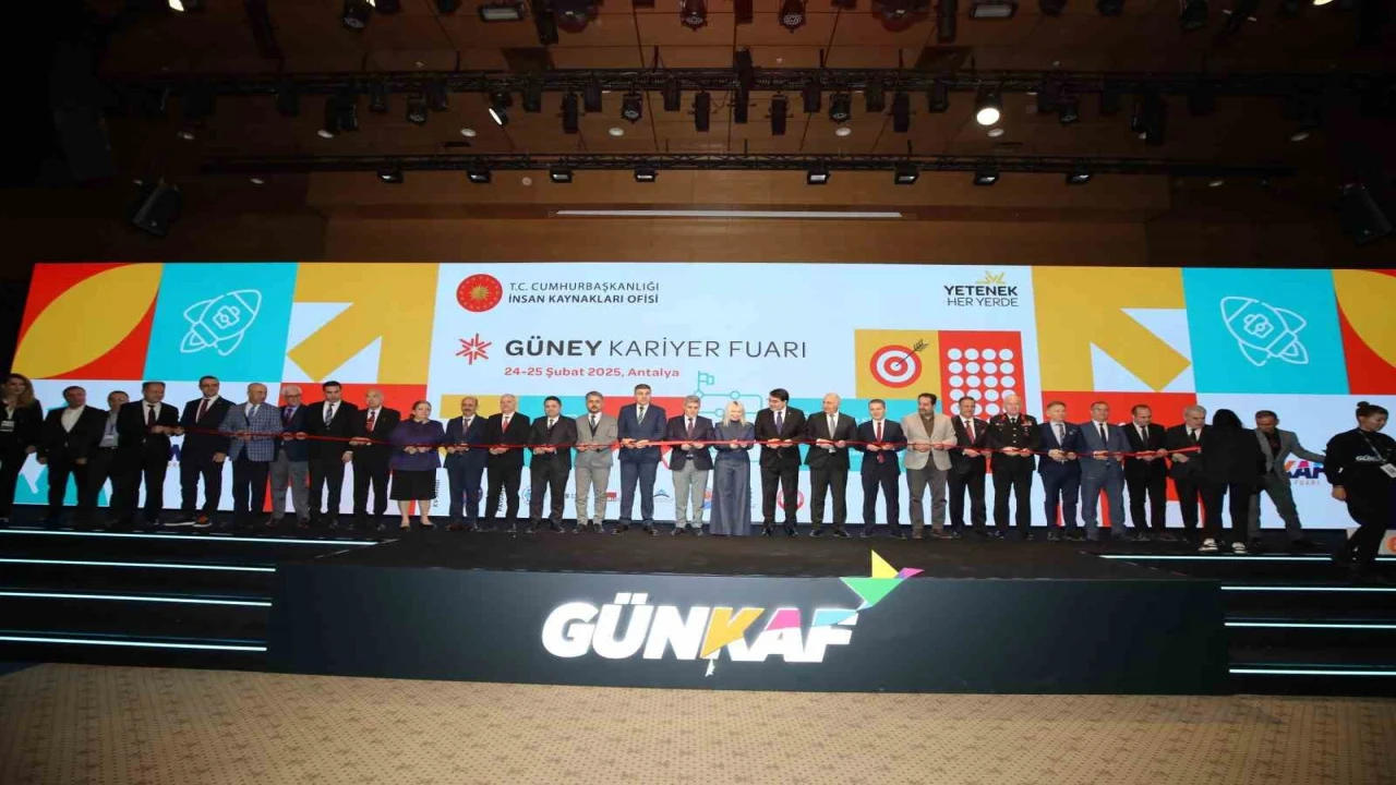 Güney Kariyer Fuarı açıldı