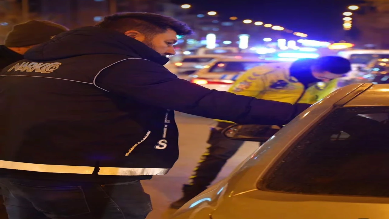 Ispartada 24 saatte 5 bin kişi sorgulandı, aranan 2 şahıs yakalandı