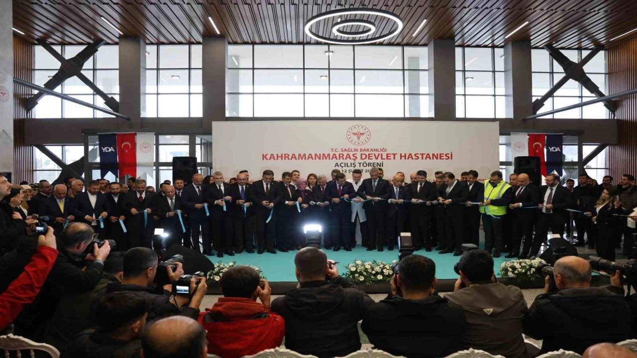 Kahramanmaraşta 400 yataklı Acil Durum Hastanesi açıldı