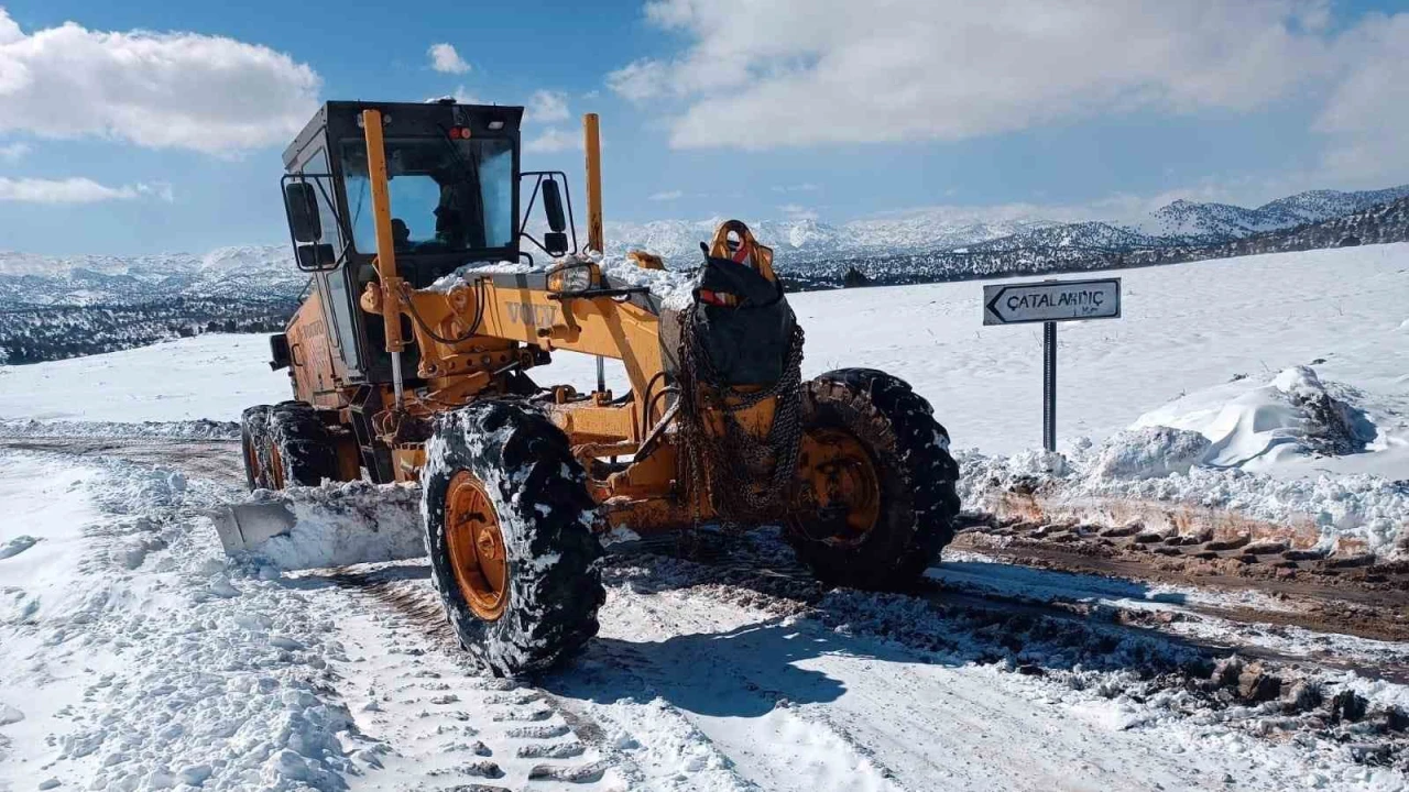 Kahramanmaraşta karla mücadele