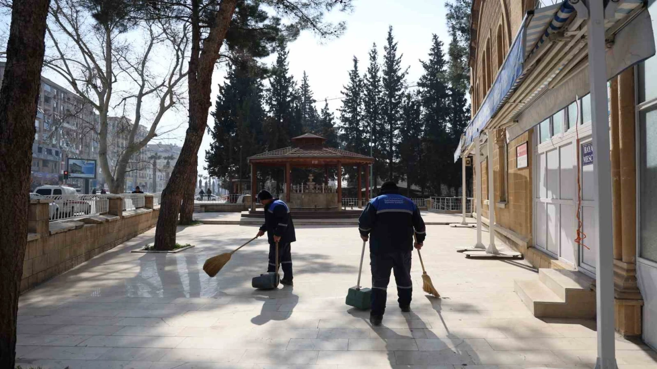 Kahramanmaraşta Ramazan hazırlığı, camilerde temizlik seferberliği