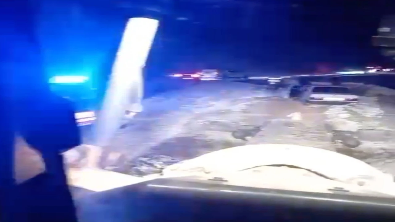 Karda mahsur kalan 9 kişi kurtarıldı