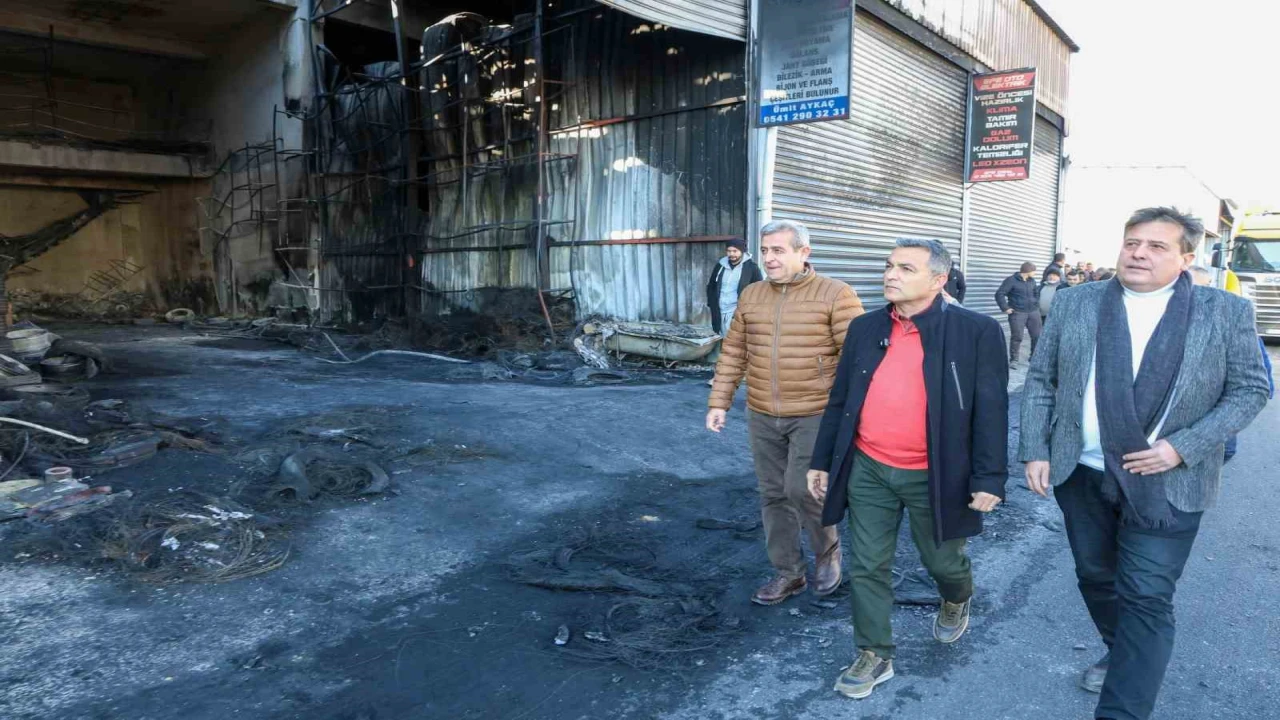 Manavgatta yangın mağduru esnafa destek ziyareti