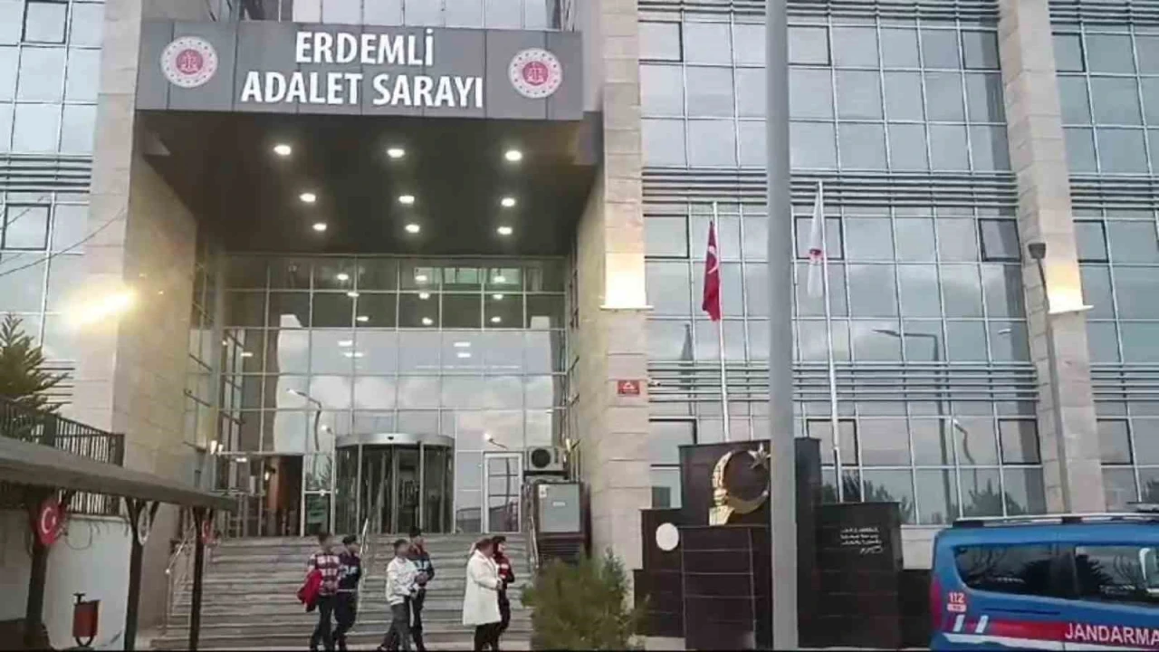 Mersin Erdemlide suç örgütü operasyonu: 4 tutuklama