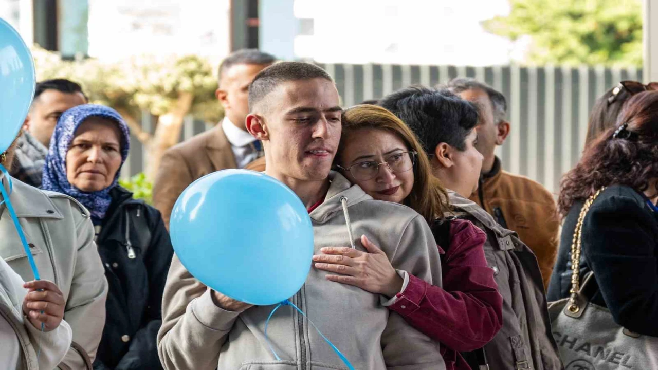 Mersinde otizmli bireyler için Otizm Saati etkinliği düzenlendi